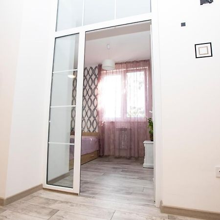Modern Apartment In The Center With The View Of The Majestic Ararat Erevan Exterior foto