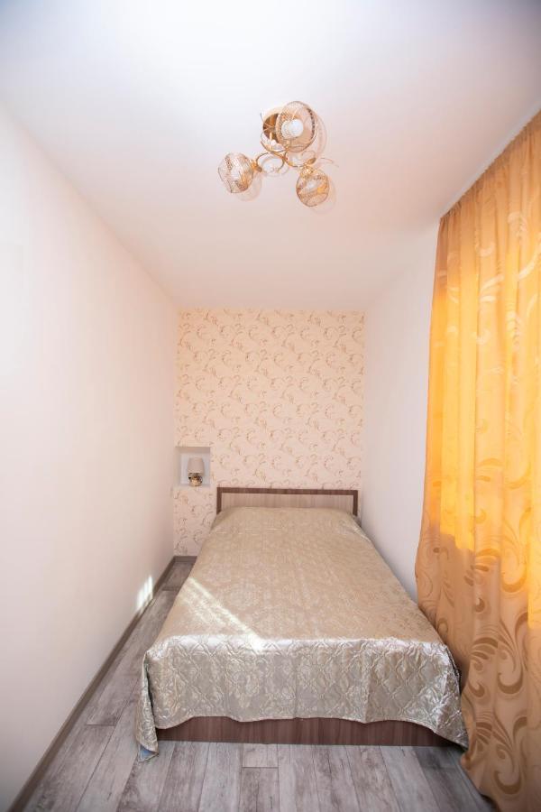 Modern Apartment In The Center With The View Of The Majestic Ararat Erevan Exterior foto