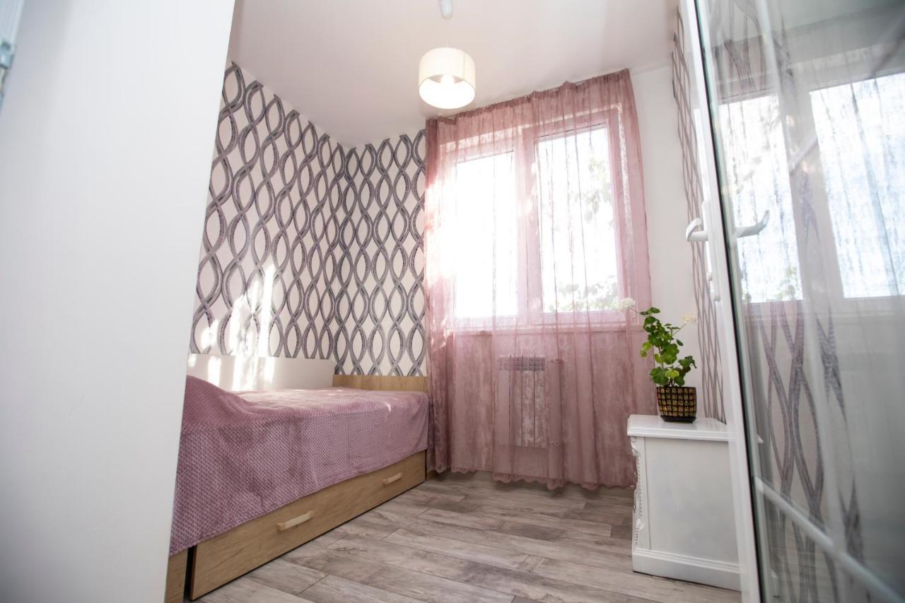 Modern Apartment In The Center With The View Of The Majestic Ararat Erevan Exterior foto