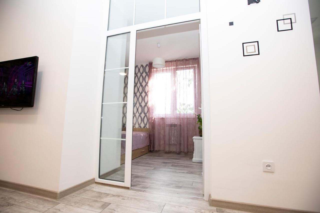 Modern Apartment In The Center With The View Of The Majestic Ararat Erevan Exterior foto